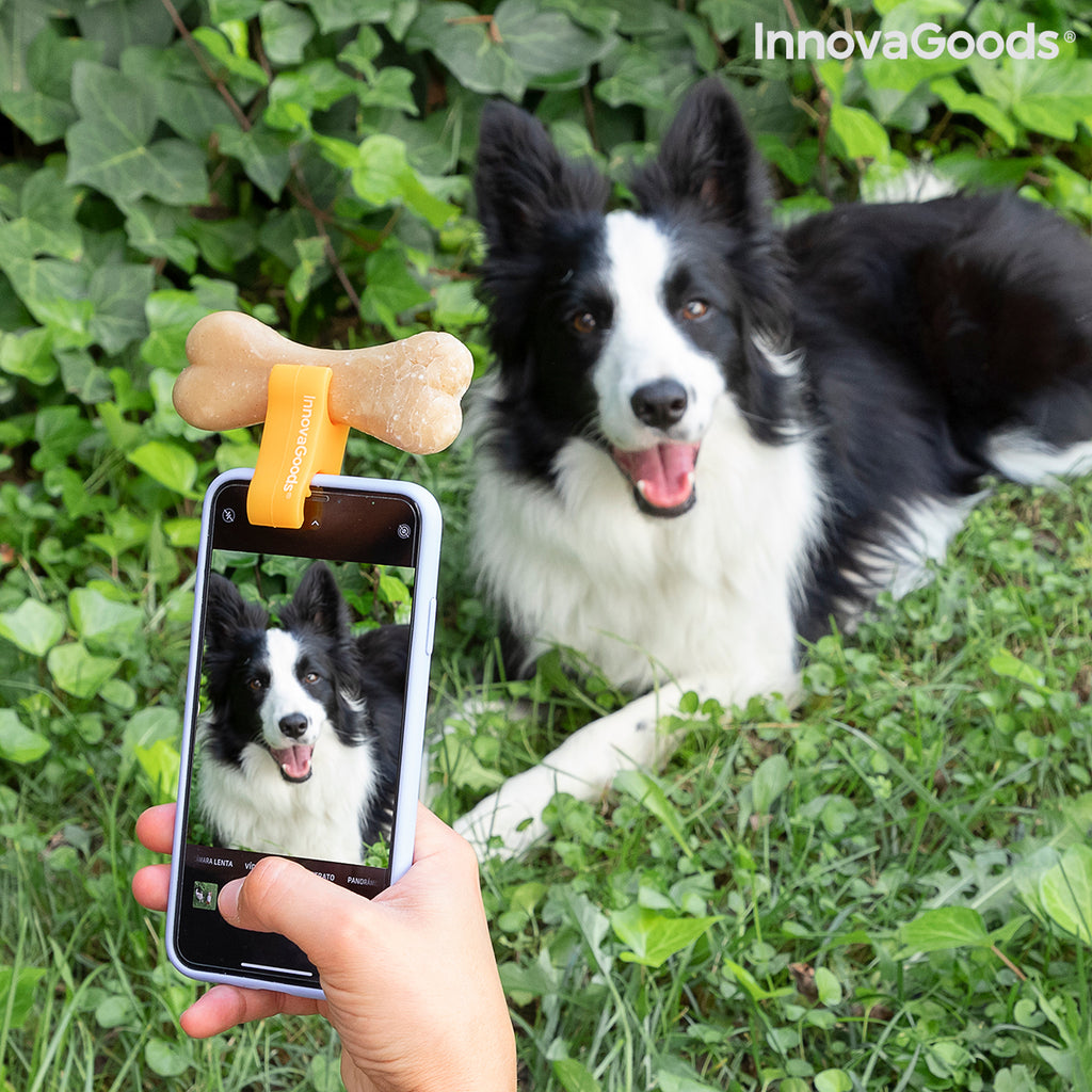 Your PET Not Posing for your Photos or Videos ?  We have a Selfie Clip for him to pose but be careful they might take their treat before you take your Pic!!!!