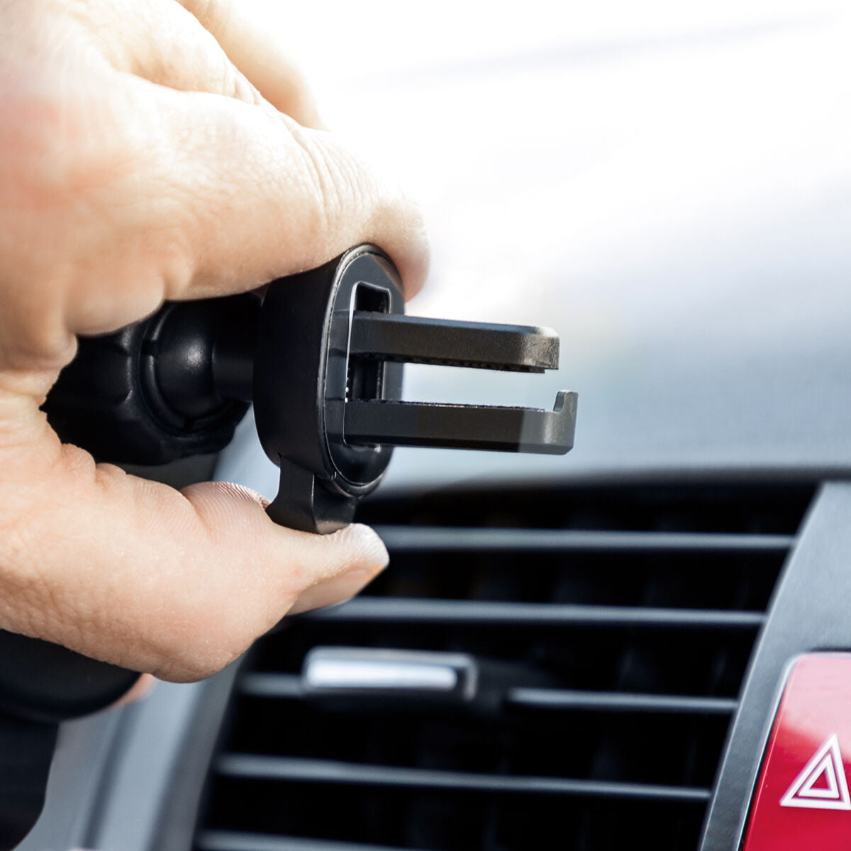 Tired of just a Normal Mobile Phone Holder for your CAR ? Well this one has Wireless Charging incorporated 2-in-1 !!