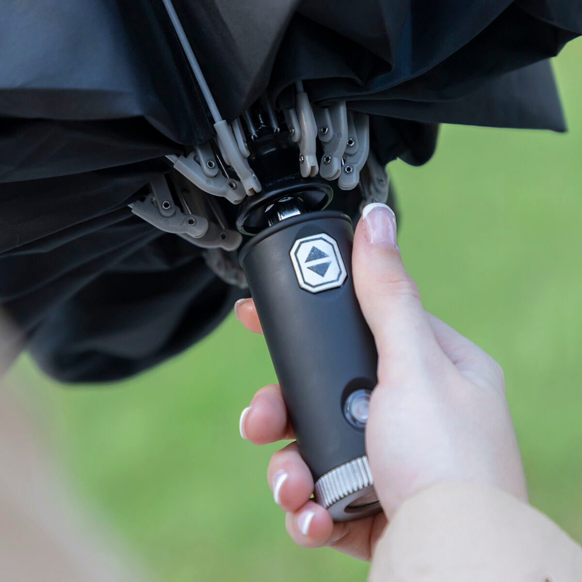Folding Inverted Umbrella with LED Light!